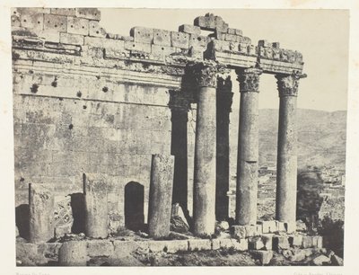 Baalbeck (Heliopolis), Jupiterův chrám, západní fasáda; Sýrie od Maxime Du Camp