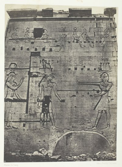 Velký chrám Isis ve Philoe, druhý pylon, Núbie, 184951, vytištěno 1852. od Maxime Du Camp