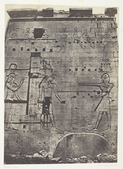 Velký Isidin chrám ve Filó, druhý pylon; Núbie, deska 74 z alba "Egypte, Nubie, Palestine et Syrie" (1852) od Maxime Du Camp