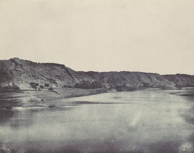 Lehký šátek na hlavu. Východní břeh Nilu Vesnice Bab. Pohled na jih od Philoe, 1850. od Maxime Du Camp