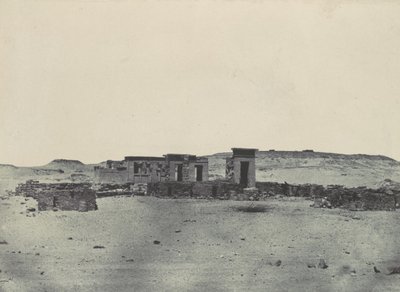 Lehký šátek na hlavu. Chrám a vesnice Debod. Parembola z Antoninova itineráře, 1850. od Maxime Du Camp
