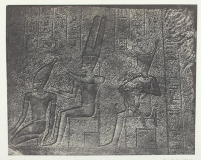 Palác Karnak, vnější sochy žulové svatyně, Théby, 184951, vytištěno 1852. od Maxime Du Camp