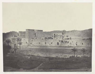 Pohled z ostrova Beghé, západ, Philoe; Núbie, deska 68 z alba "Egypte, Nubie, Palestine et Syrie" (1852) od Maxime Du Camp