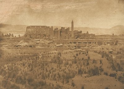 Celkový pohled na ruiny paláce Karnac z východu - Théby, 1849-50. od Maxime Du Camp