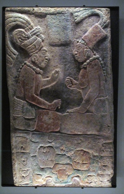Dva sedící muži, El Chicozapote, Usumacinta, pozdní klasické období, 600-900 našeho letopočtu od Mayan