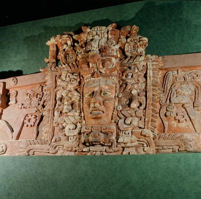 Architektonická maska, Campeche, poloostrov Yucatán, Mexiko (štuk) od Mayan Mayan