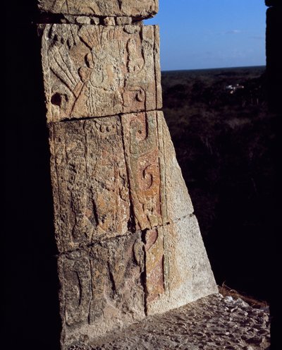 Detail vlysu válečníka, El Castillo od Mayan Mayan