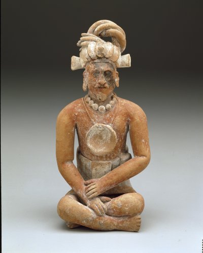Sedící vousáč, období pozdní klasiky, cca 600-900 (keramika a barva) od Mayan Mayan