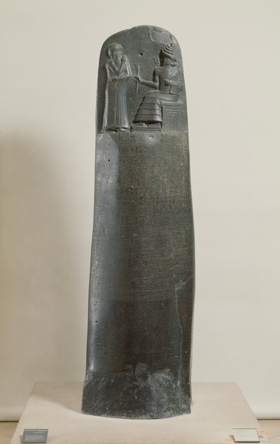 Zákoník Hammurabi: bůh Shamash diktující své zákony Hammurabimu, králi Babylonu, nalezený v Susa, Írán, kolem roku 1750 př. n. l. (diorit) (podrobnosti viz 69507) od Mesopotamian