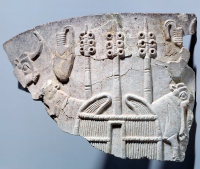 Mezopotámie: reliéfní scéna stáje na fragmentu vázy vyřezávané ve stylu Uruku. Region Sumer. 3300 před naším letopočtem. Paříž, muzeum Louvre od Mesopotamian School