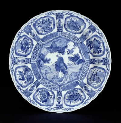 Modrobílý kraakový talíř malovaný Li Tieguai překračující moře na dvojité tykvi, období Wanli, 1594-1610 (porcelán) od Ming Dynasty Chinese School