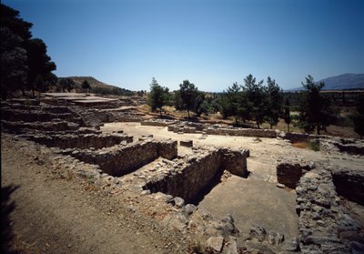 Minojská civilizace: pohled na ruiny místa Haghia Triada, 2000-1400 př.nl. od Minoan