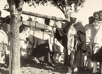„Budování říše“ ve fašistickém věku: Habešské zvony, 09.05.1936 (čb foto) od Modestino Baldinetti