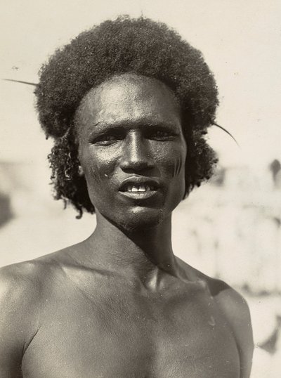 „Budování říše“ ve fašistickém věku: Cunamská mládež, 9.5.1936 (černobílá fotografie) od Modestino Baldinetti