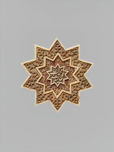 Star-Shaped Plaque, Írán, první polovina 16. století. od Muhammad Talib Gilani
