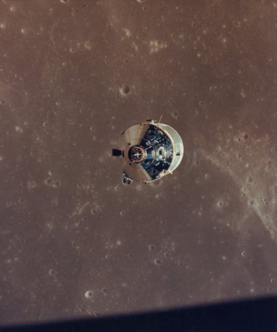 Velitelské a servisní moduly Apolla 11 Fotografováno z lunárního modulu na oběžné dráze, 1969. od NASA Images