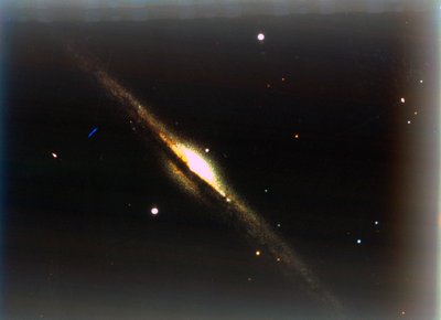 Galaxie Needle v Coma Berenices. od NASA Images