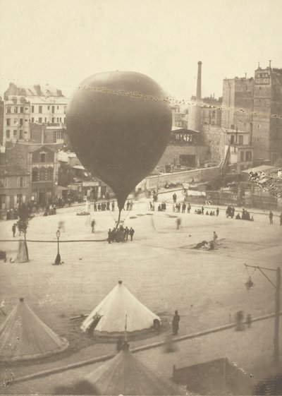 Neptun, Place Saint-Pierre na Montmartru, 23. září 1870. od Nadar