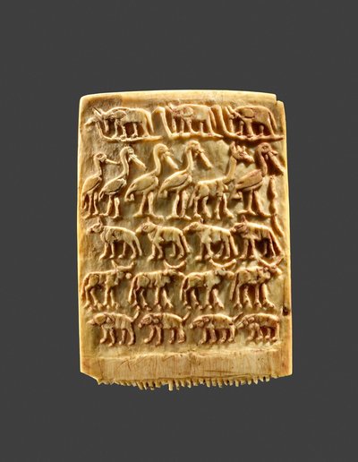 Hřeben do vlasů zdobený řadami divokých zvířat, cca 3200–3100 př. n. l. (slonovina) od Naqada Period Egyptian