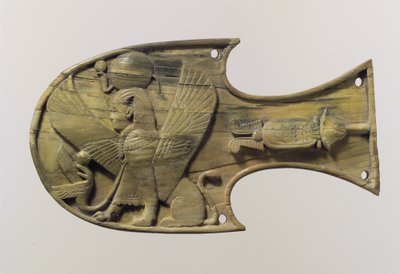 Koňský blikač vytesaný do reliéfu se sedící sfingou, asi 8. století př. n. l. od Neo Assyrian Neo Assyrian
