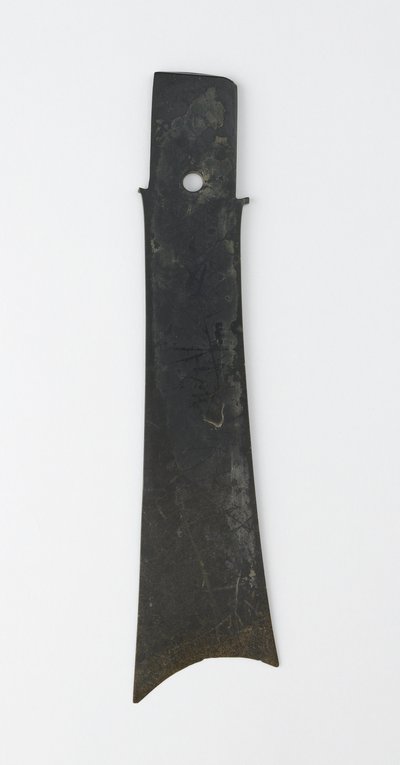 Vidlicový sekáč (zhang), kultura Qijia, cca 2500-2000 př. n. l. (nefrit (nefrit)) od Neolithic Period Chinese School