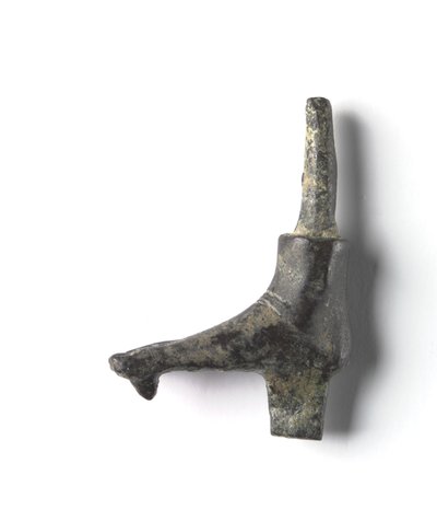 Bronzová hora z „Shawabty Bundle“: Noha, konec 18. až 19. dynastie, cca 1336–1256 př. n. l. (bronz) od New Kingdom Egyptian