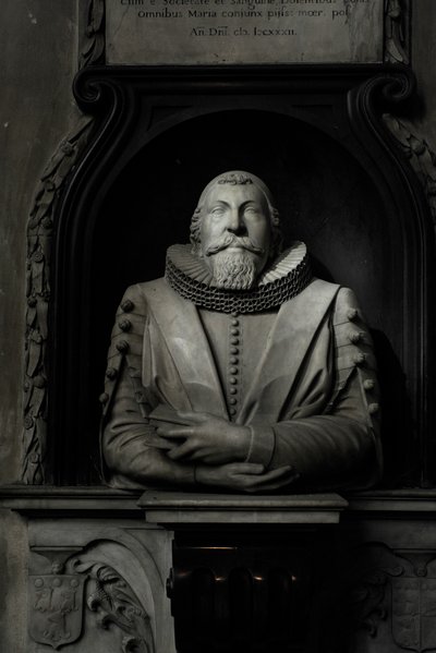 Památník Hugo Barker, 1632 (mramor) od Nicholas Stone