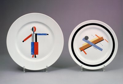 Suprematistické desky od Nikolaj Mihailovic Suetin