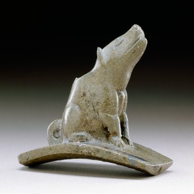 Coyote platform pipe, 200 BC-100 AD (pipestone) od Ohio Hopewell culture