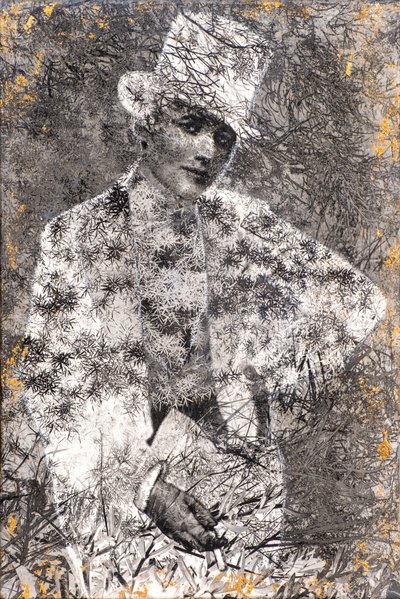 Zlato, 2022 (kombinovaná technika na dřevě) od Olivia Gozzano