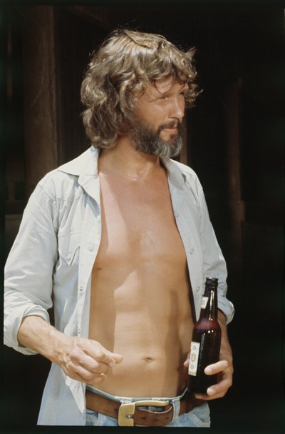 Kris Kristofferson s pivem od Orlando Suero