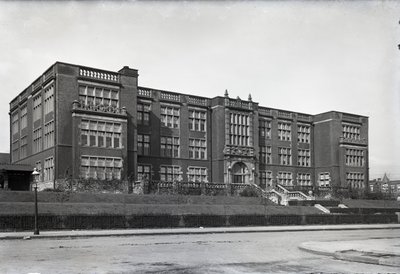 Teachers College, St. Louis od Oscar Kuehn