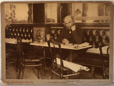 Paul Verlaine v Café François 1er v Paříži, 1892. od Paul Dornac