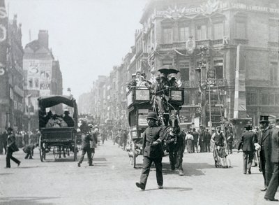 Ludgate Circus, Londýn, připravený na diamantové jubileum královny Viktorie, 1897 od Paul Martin
