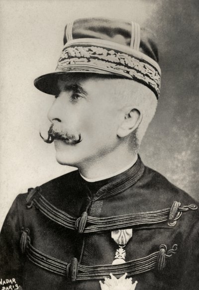 Portrét francouzského generála Auguste De Galliffeta (foto) od Paul Nadar