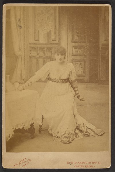 Sarah Bernhardt jako Floria v La Tosca od Paul Nadar