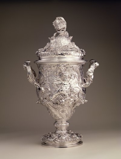 Pohár a víko se dvěma uchy, 1742-43 od Paul de Lamerie
