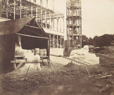 [Vyřezávání sfingy], 1854. od Philip Henry Delamotte