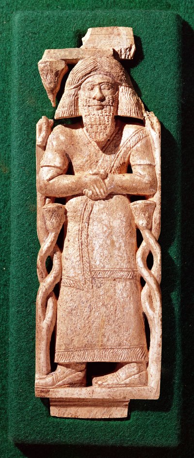 Slonovinová plaketa boha ze státního lože Hazaela, syrského krále Damašku, z Arslana Tasche (Hadatou) kolem 840 př.n.l. od Phoenician