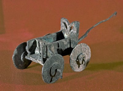 Civilizace Féničanů: bronzový votivní tank. 2530 před naším letopočtem. Paříž, Musee du Louvre od Phoenician Phoenician
