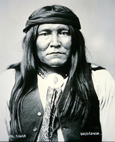 Chato náčelník kmene Chiricahua (černobílá fotografie) od Photographer American