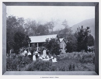 Dům osadníků z Queenslandu (černobílá fotografie) od Photographer Australian