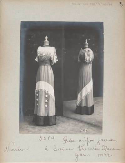 Stránka alba: House of Worth, Dress od Photographer French