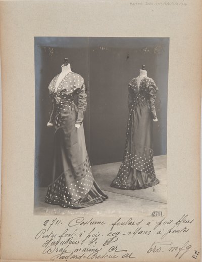 Stránka alba: House of Worth, Dress od Photographer French
