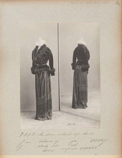 Stránka alba: House of Worth, bunda od Photographer French