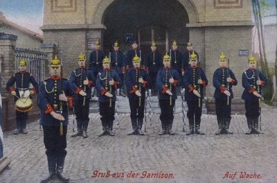 Němečtí vojáci ve strážní službě (barevné foto) od Photographer German