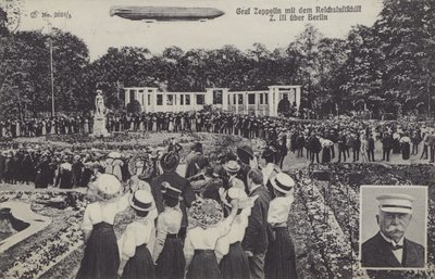 Graf Ferdinand von Zeppelin a jeho vzducholoď LZ III nad Berlínem (č/b foto) od Photographer German