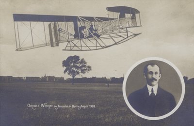 Orville Wright létající se svým letadlem v Berlíně, srpen od Photographer German
