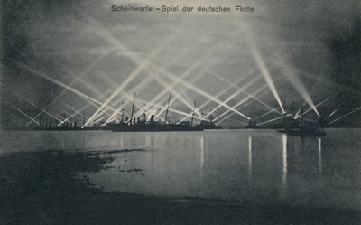 Displej světlometu německého námořnictva (černobílá fotografie) od Photographer German