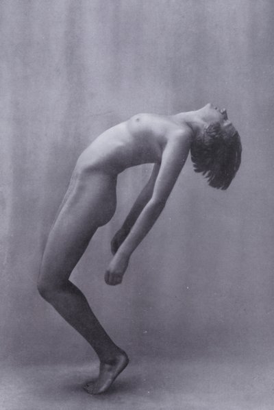 Krásné tělo, tělesná kultura pro ženy (černobílá fotografie) od Photographer German